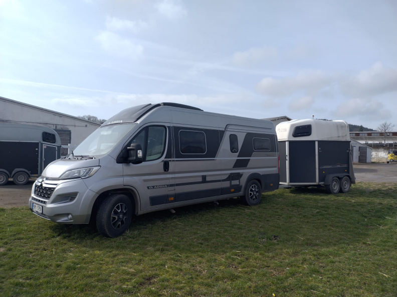 WhatsApp Image 2025-02-04 at 17.47.27.jpeg